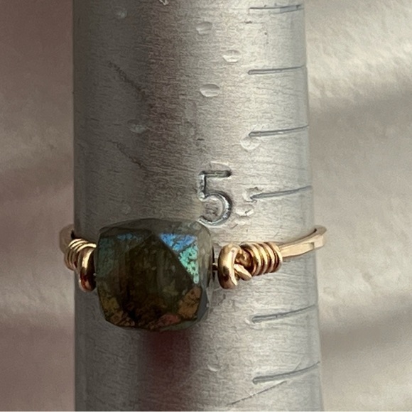 LABRADORITE Gemstone Gold wire Wrap Ring - Picture 8 of 14